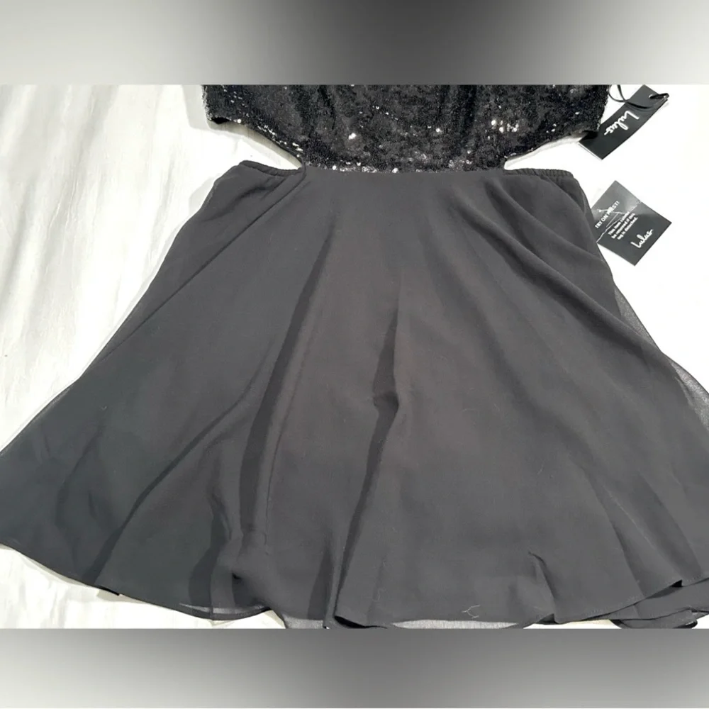 Lulus Life Illuminated Black Sequin Cutout Skater Dress Size L NWT Homecoming - Picture 7 of 13